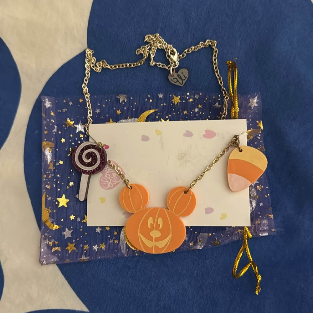 Disney Pumpkin Mickey Treats necklace
